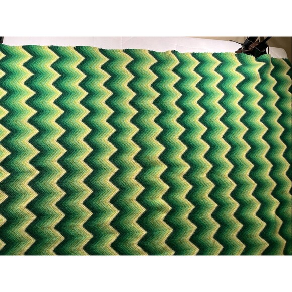 Vintage Man’s made Granny Blanket Chevron Style Crochet Afghan 40x64Inches - Picture 1 of 4